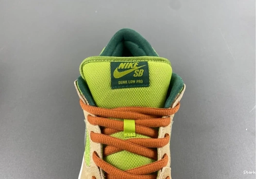 “Escargot”  SB  FQ7585-200 Low Dunk Nike 0203